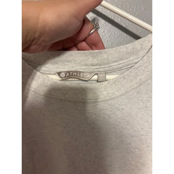 Athleta Crew Neck - Picture 2 of 2